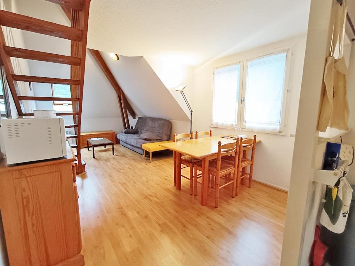 Chez Charlotte, T3 Duplex, Vue Montagne, Parking Gratuit, Ascenseur, 4 Personnes * Bagnères-de-Luchon