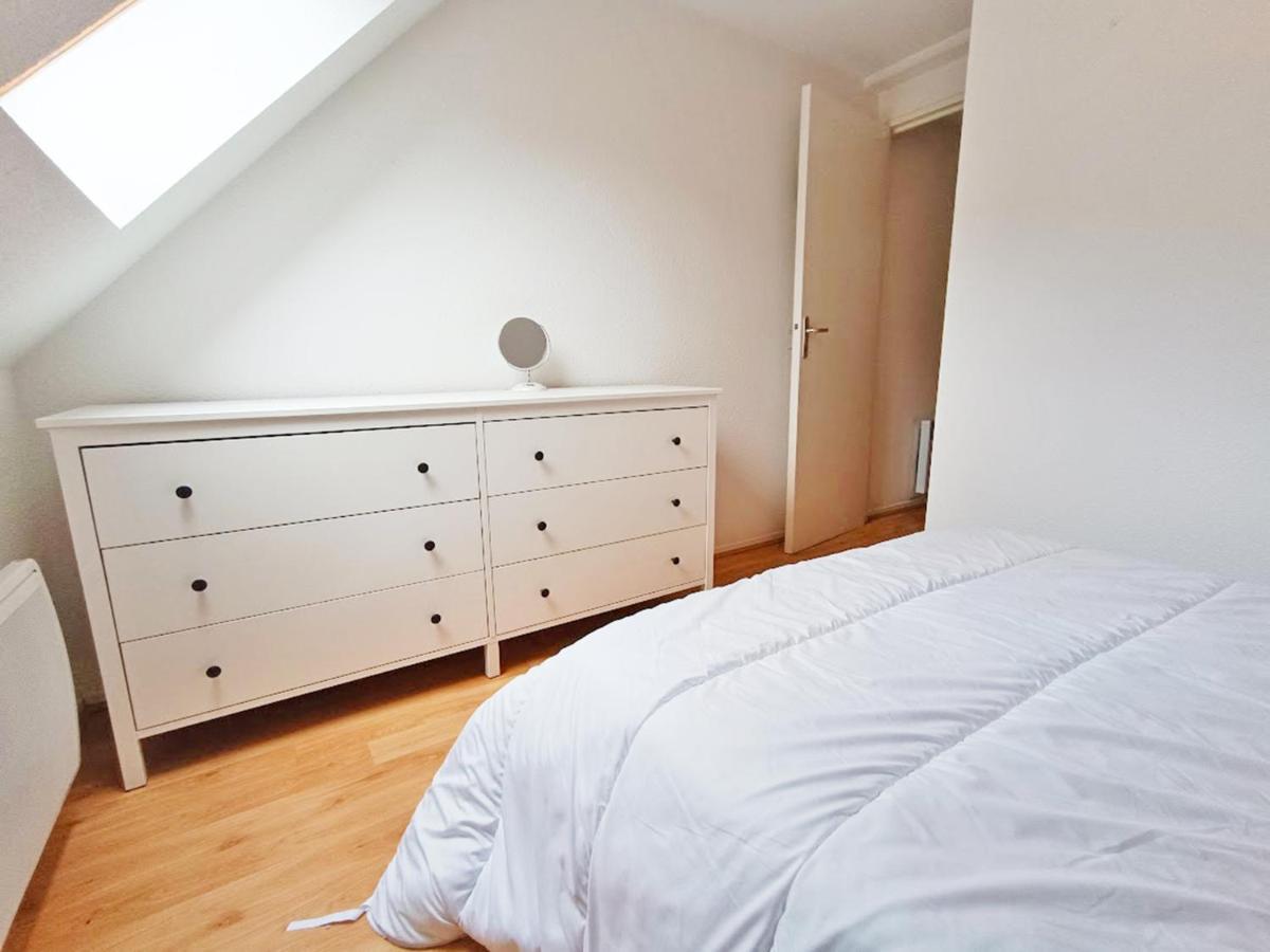 Appartement Chez Charlotte, T3 Duplex, Vue Montagne, Parking Gratuit, Ascenseur, 4 Personnes *